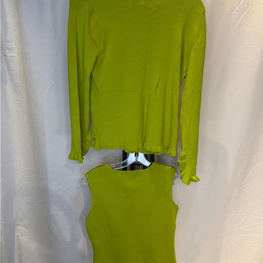Classic Bright Green Button-Up Cardigan - Picture 8 of 8